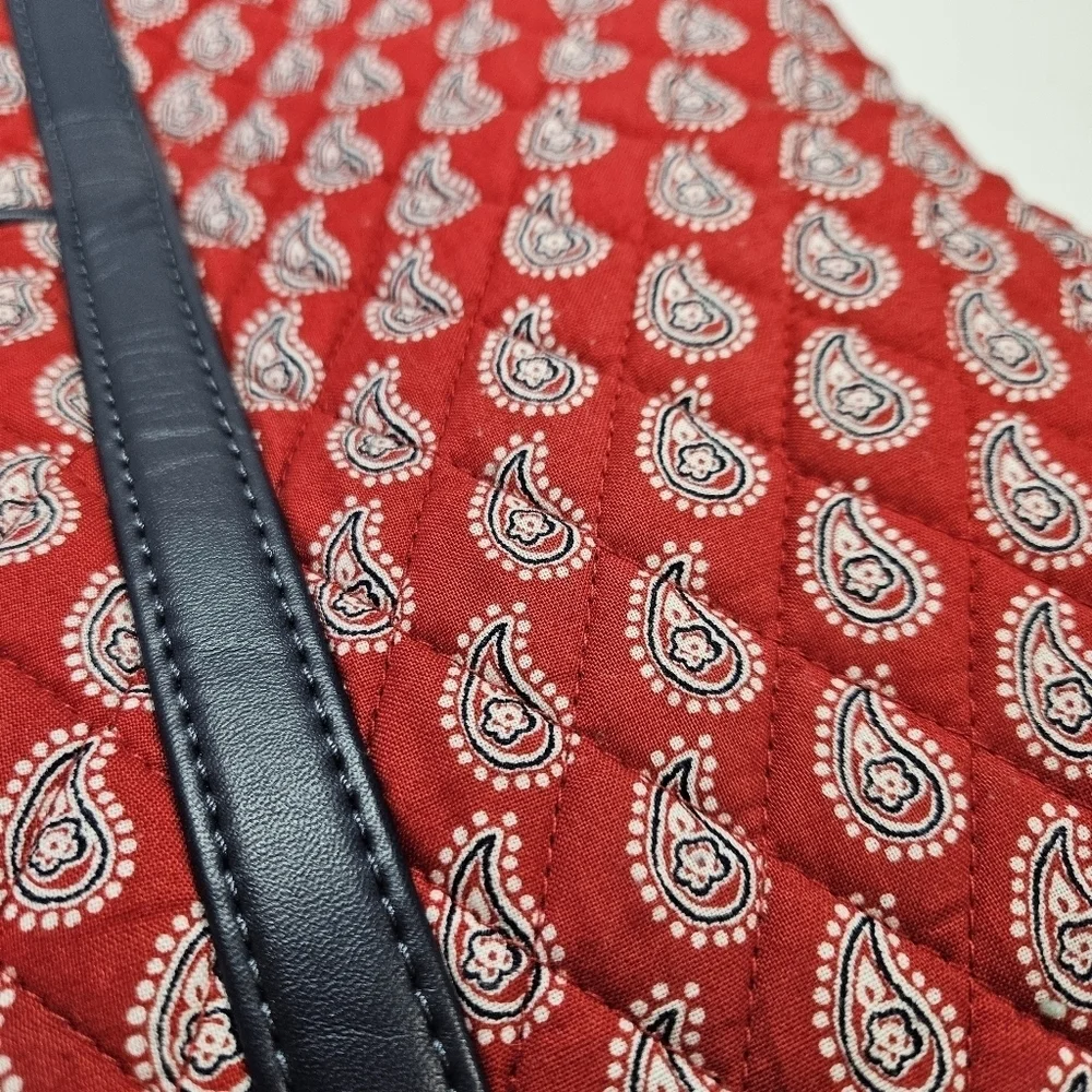 Vera Bradley Petite Red Bandana Paisley Blue Trim Large Tote